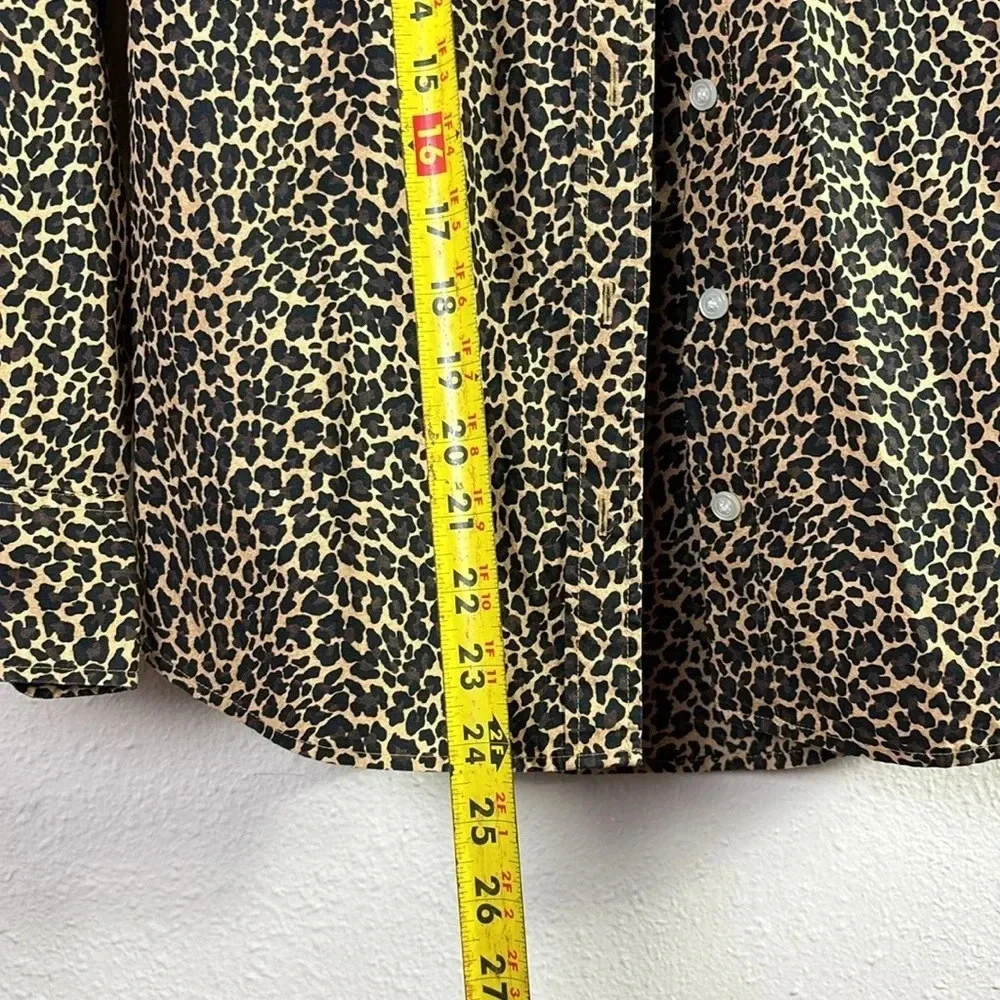 J. Crew Button down Poplin Shirt - Leopard / Cheetah/ Animal Print size XS